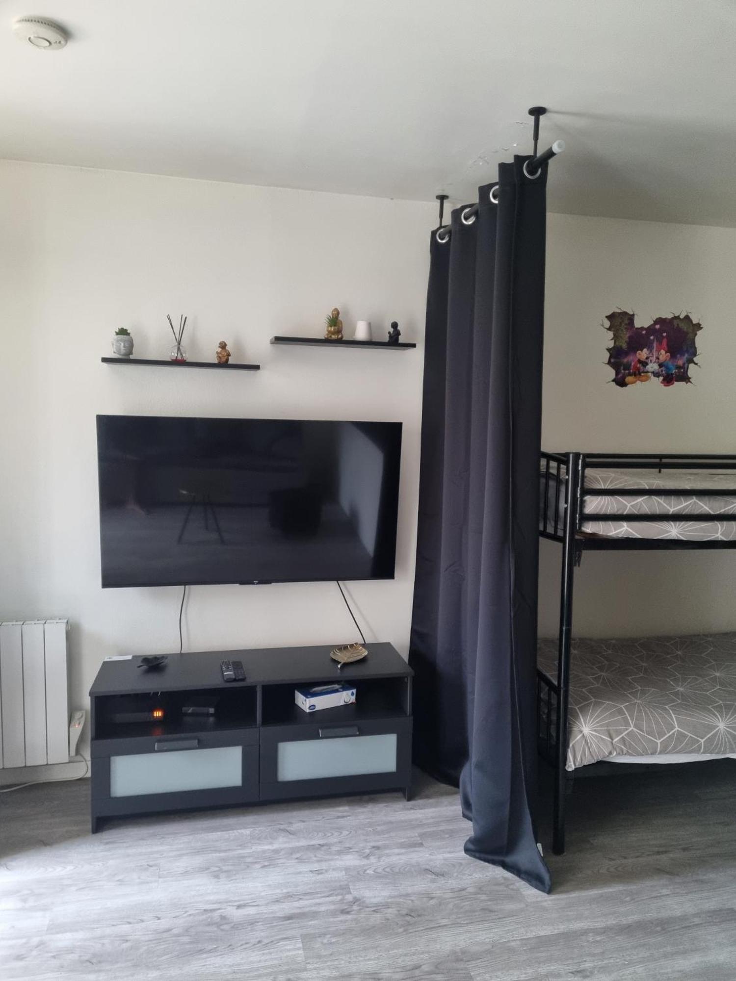 Studio A 2 Pas De Disneyland Esbly Luaran gambar
